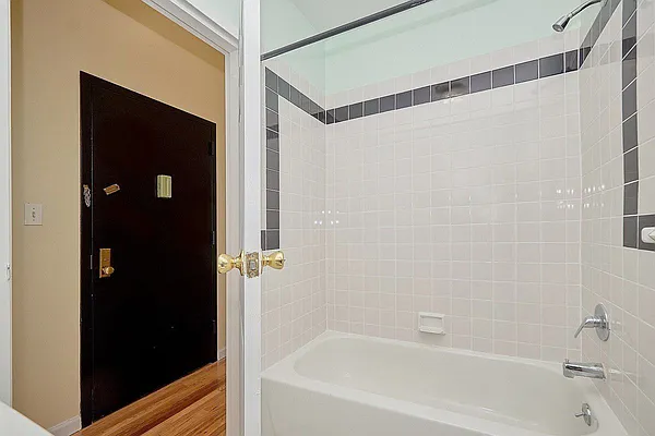 Rented by Compass | media 3