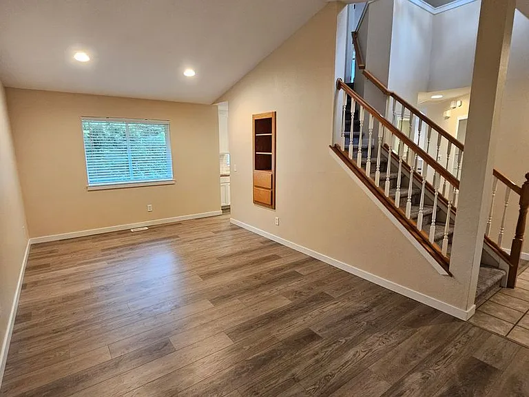 1574 SE Nylace Ln — Photo 16