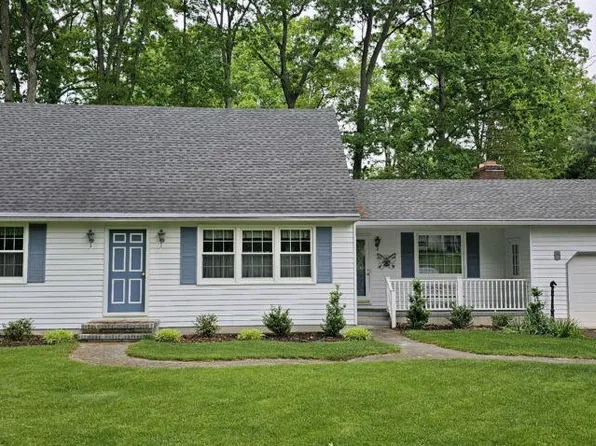8 Granada Dr, Bridgeton, NJ 08302