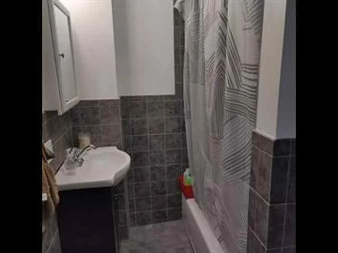 1 bed, 450 sqft, $2,200 — Photo 2