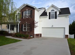 3308 Hunt Crest Rd, Knoxville, TN 37931