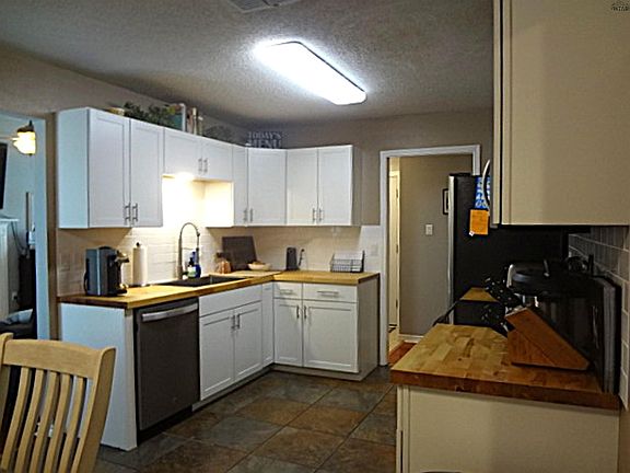 5th image of 5207 Hooper Dr