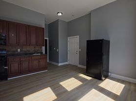 403 Avenue C, Bayonne, NJ