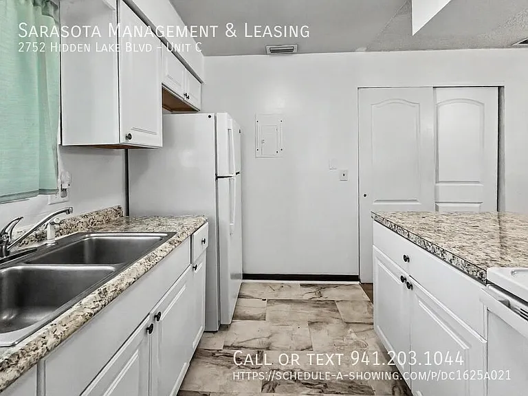 2752 Hidden Lake Blvd #C — Photo 8