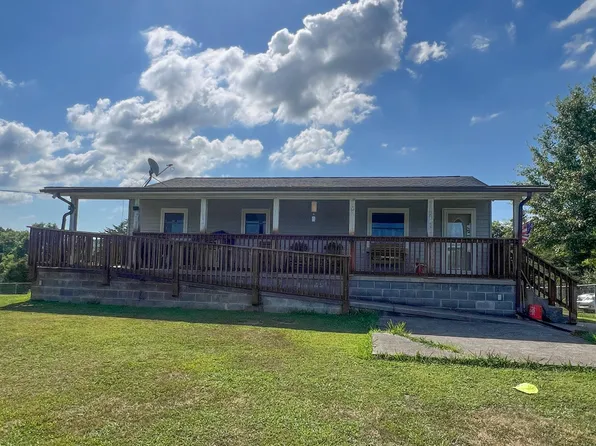 3934 Hickman Rd, Kodak, TN 37764