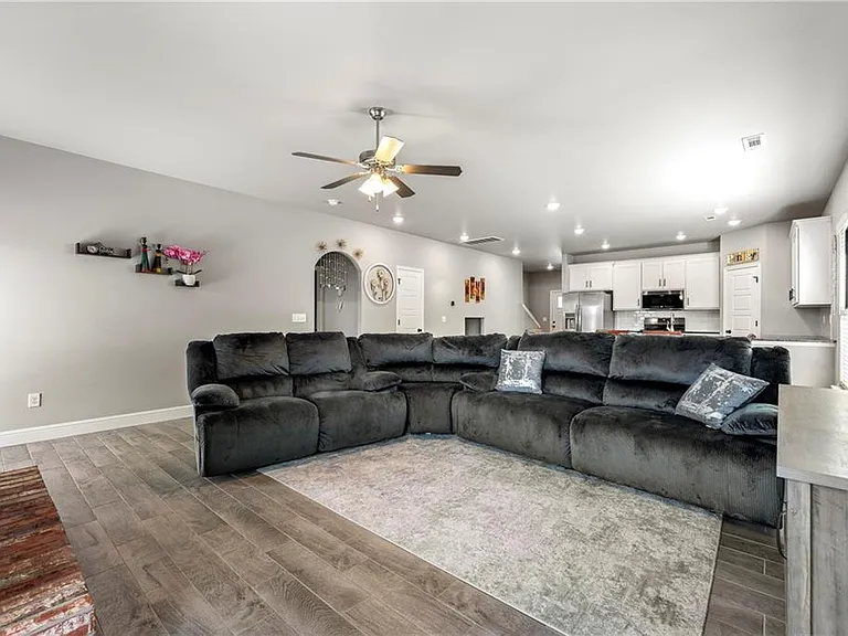 2041 Tallgrass Ter — Photo 5