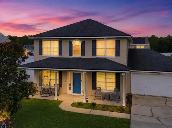 586 Independence Dr, Macclenny, FL 32063