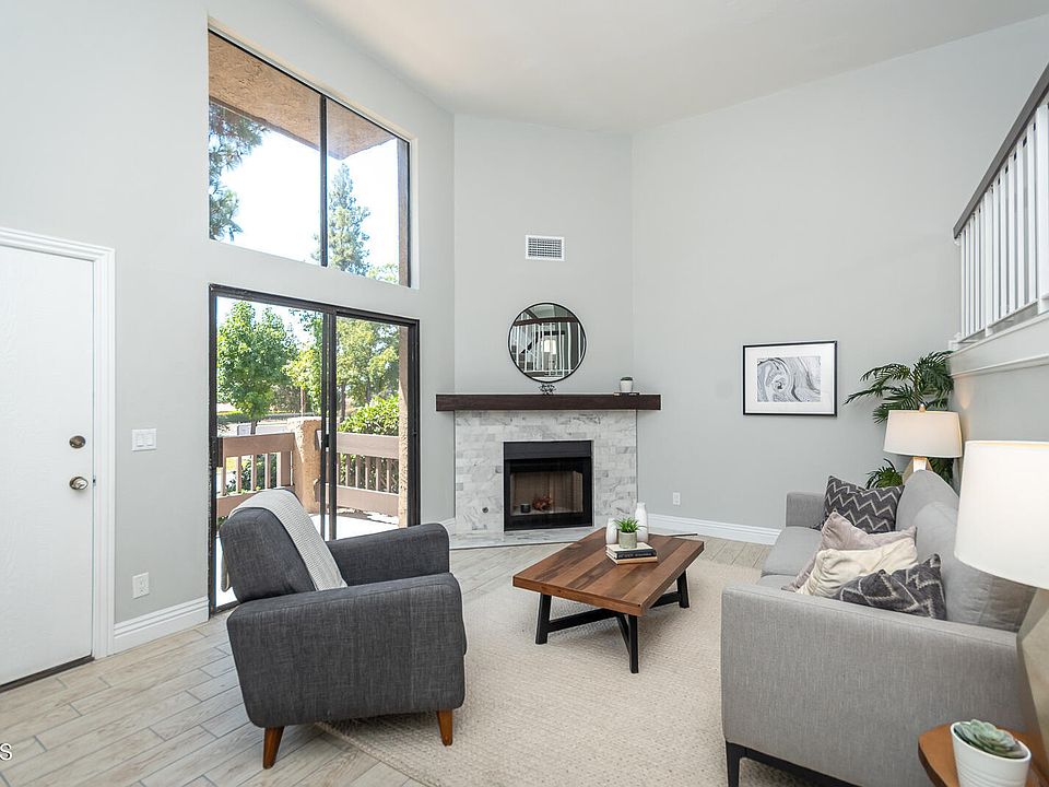 1st image of 1931 Huntington Dr Unit B