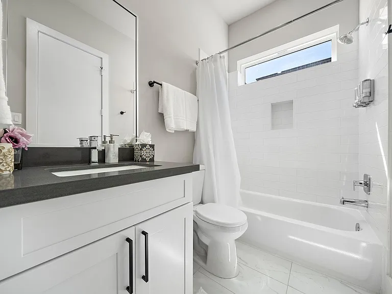 3515 Hutchins St — Photo 26