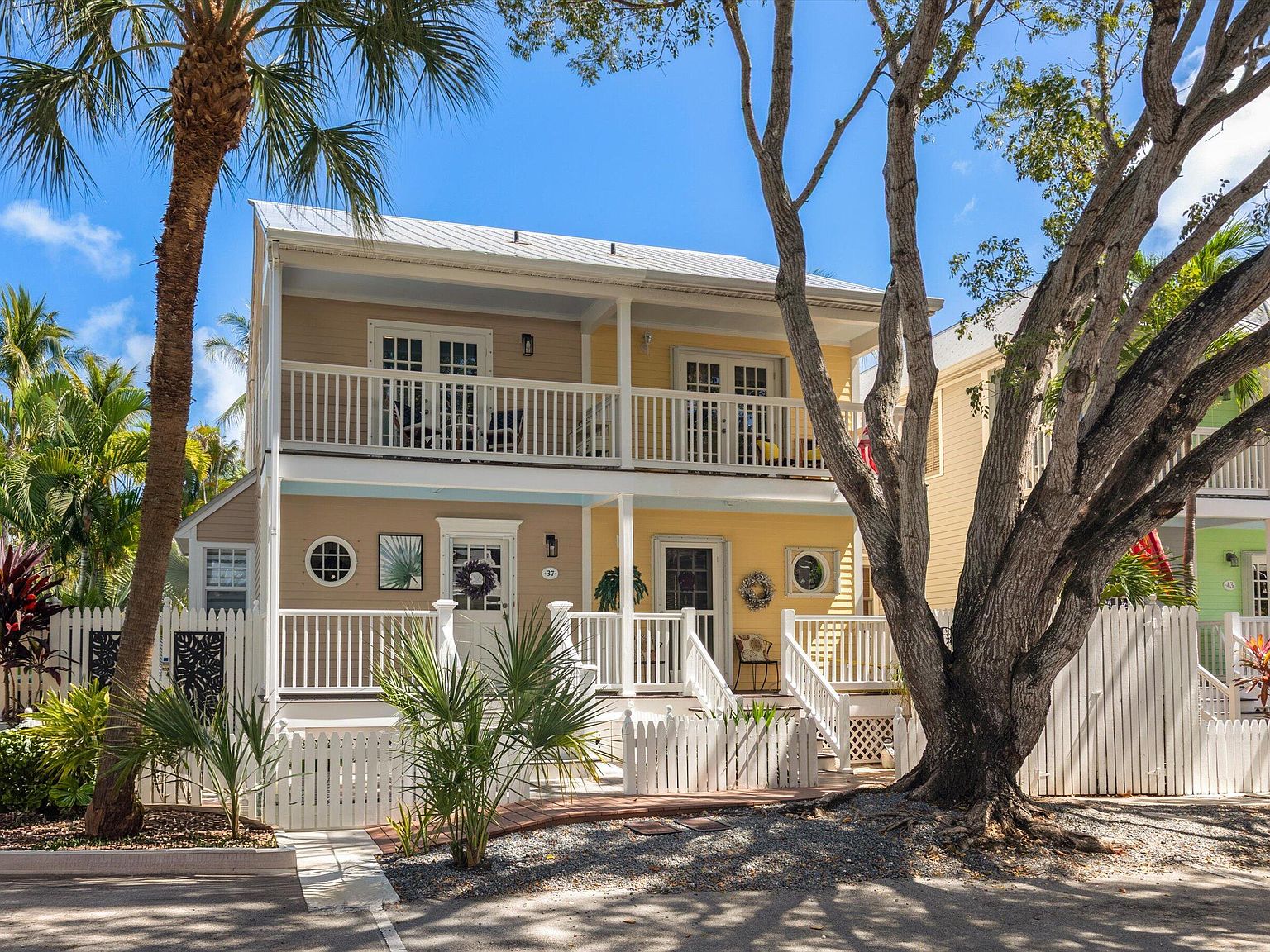 37 Spoonbill Way