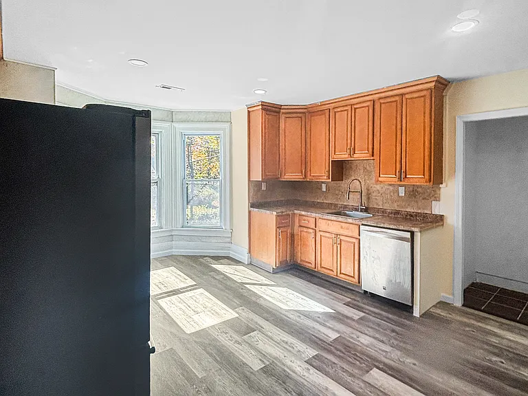358 Pomeroy Ave #2 — Photo 24