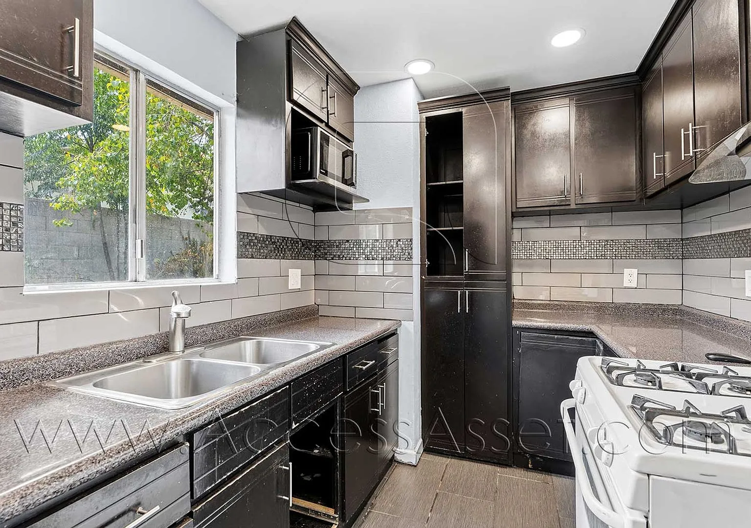 (*) Davis 402 — Photo 2