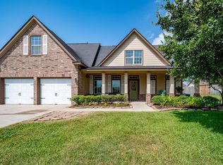 9407 Trinidad Dr, Mont Belvieu, TX 77523
