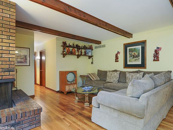 4th image of 1749 Indian Trail Dr