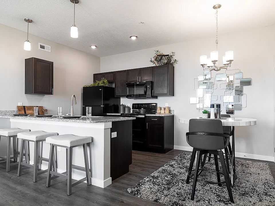 King's Peak - 1x1 Apartment - 910 Sq. Ft.