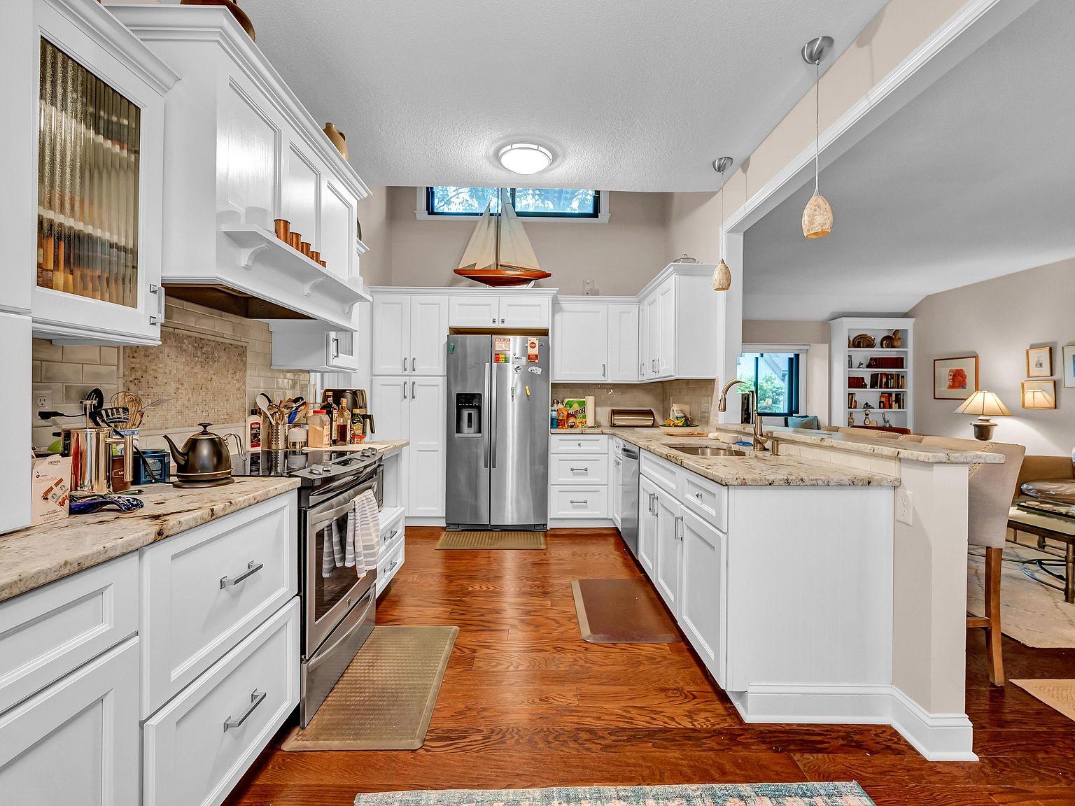 123 Heritage Village #B