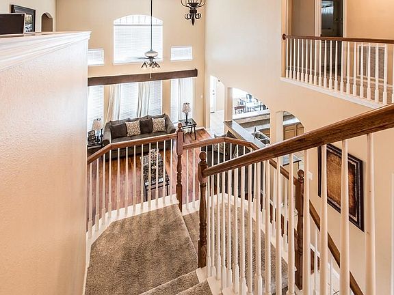 3rd image of 8708 Ponderosa Dr