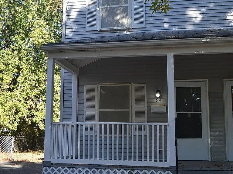 1st image of 94 Poplar St