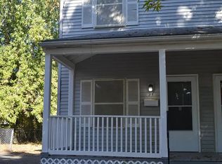 94 Poplar St, Trenton, NJ 08638