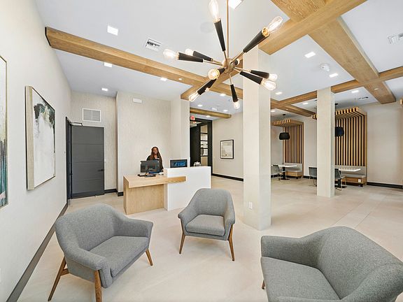 5th image of 2200 Sole Mia Square Ln #313