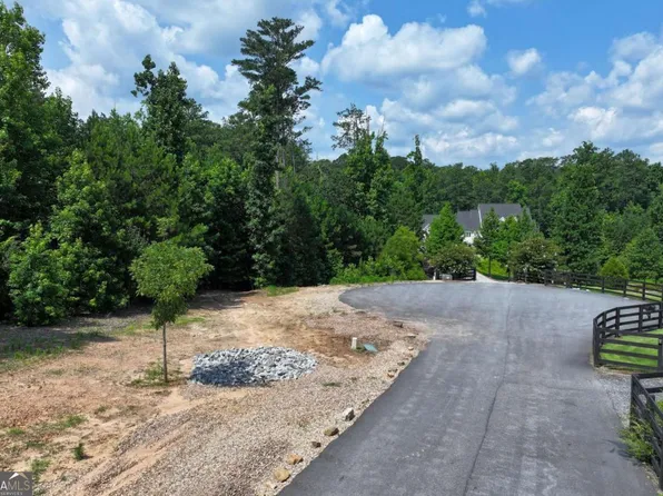 103 Branch Dr, Woodstock, GA 30188