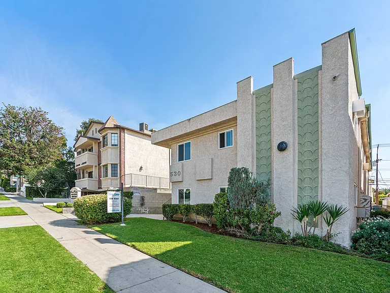530 E. Harvard Rd. — Photo 16