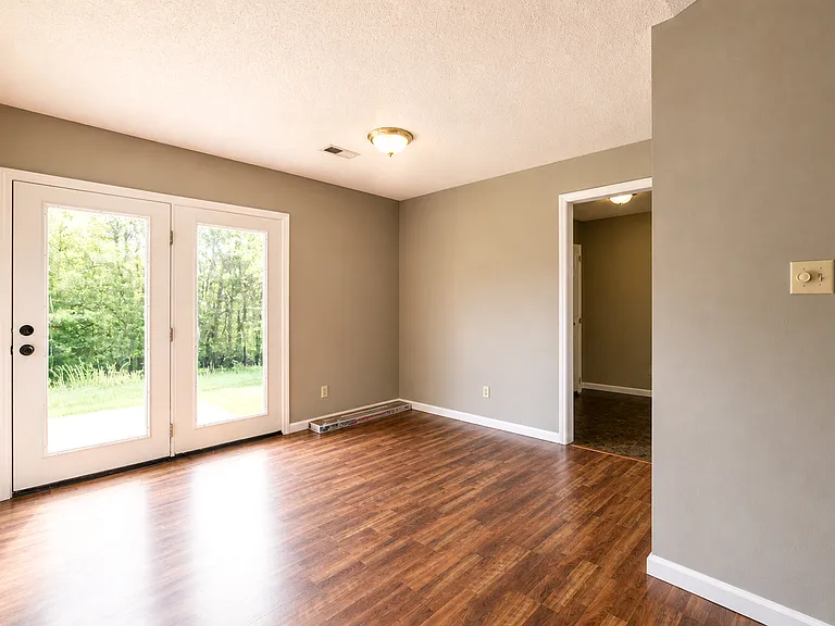 317 Headrickview Dr — Photo 6