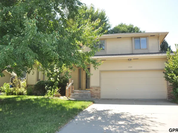 1724 N 146th St, Omaha, NE 68154