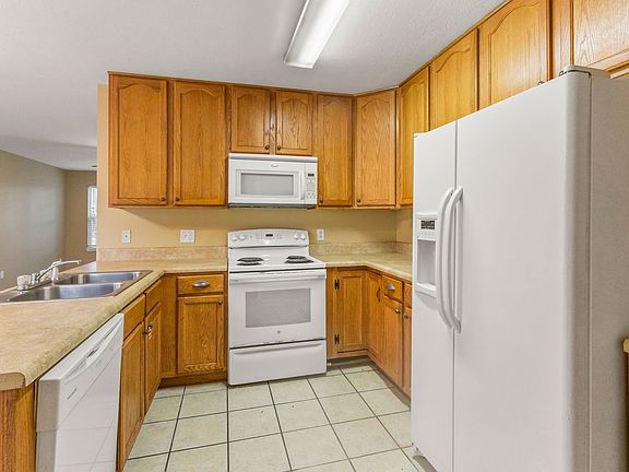 2nd image of 108 N Gray Ave #C