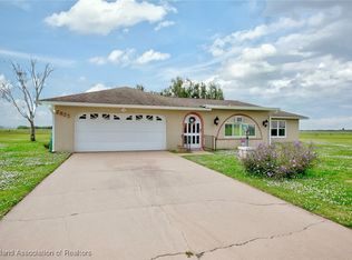 7825 Castile Rd, Sebring, FL 33876