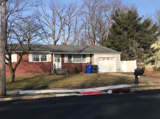 946 Park Crest Rd, Toms River, NJ 08753