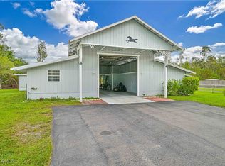 12240 Honeysuckle Rd, Fort Myers, FL 33966
