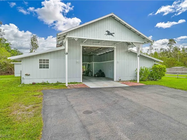 12240 Honeysuckle Rd, Fort Myers, FL 33966