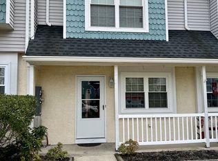 606 Hartland Ct, Sewell, NJ 08080