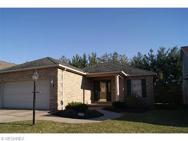 598 Saguaro Pl photo 1