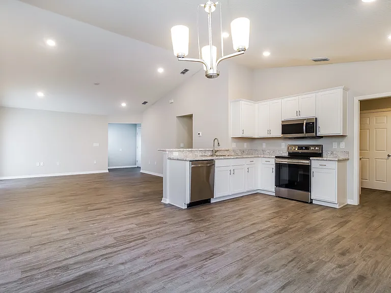 645 Vittorio Dr — Photo 5