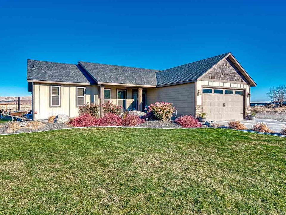 1st image of 26908 E Karlyn Loop Pr NE