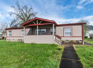 695 W 3rd St, Halsey, OR 97348