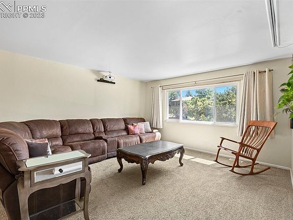 4th image of 5410 Alteza Dr