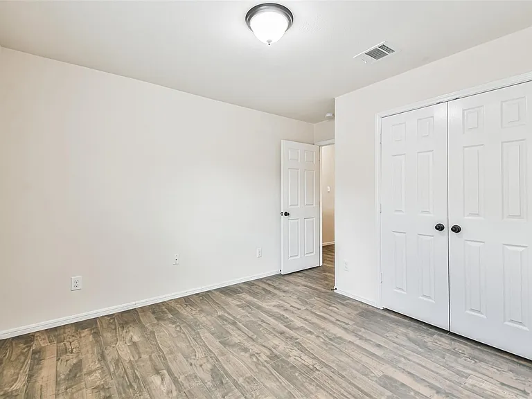 5518 Casa Mila Dr — Photo 20