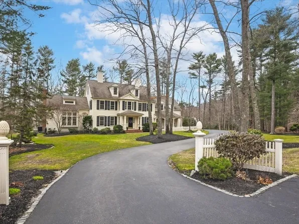 296 Arrow Head Rd, Marshfield, MA 02050