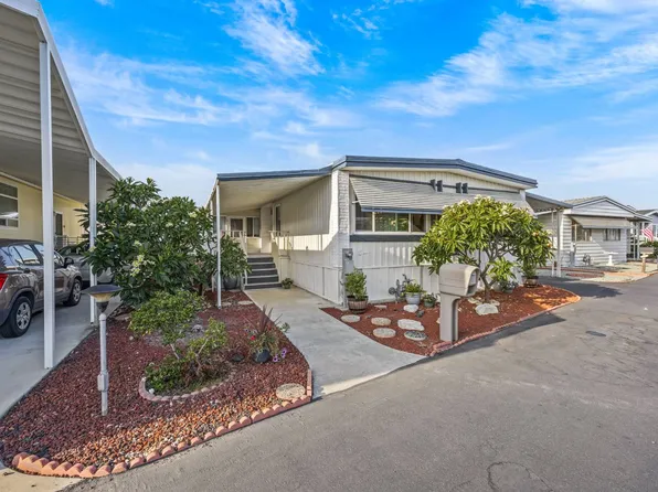 16222 Monterey Ln Space 367, Huntington Beach, CA 92649