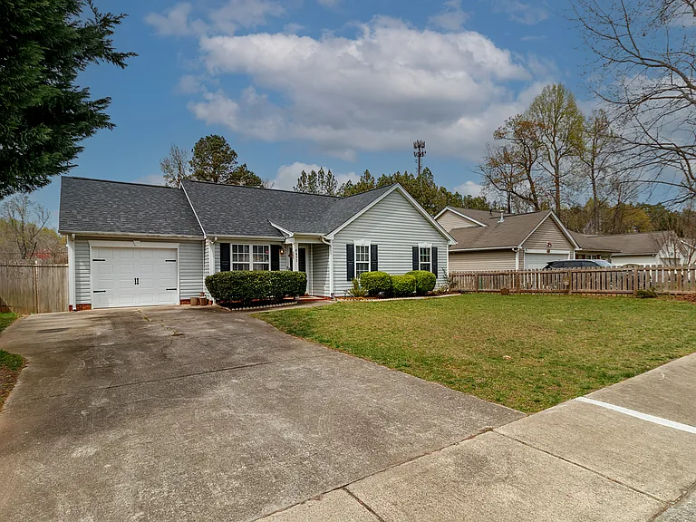 4401 Craven Hill Dr — Photo 1