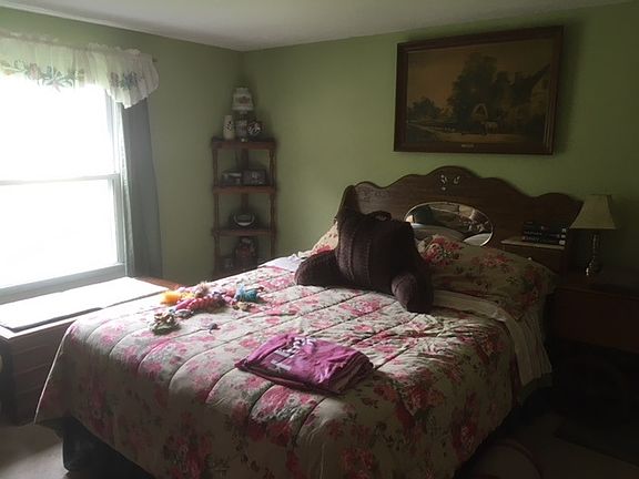 5th image of 200 N Vine St