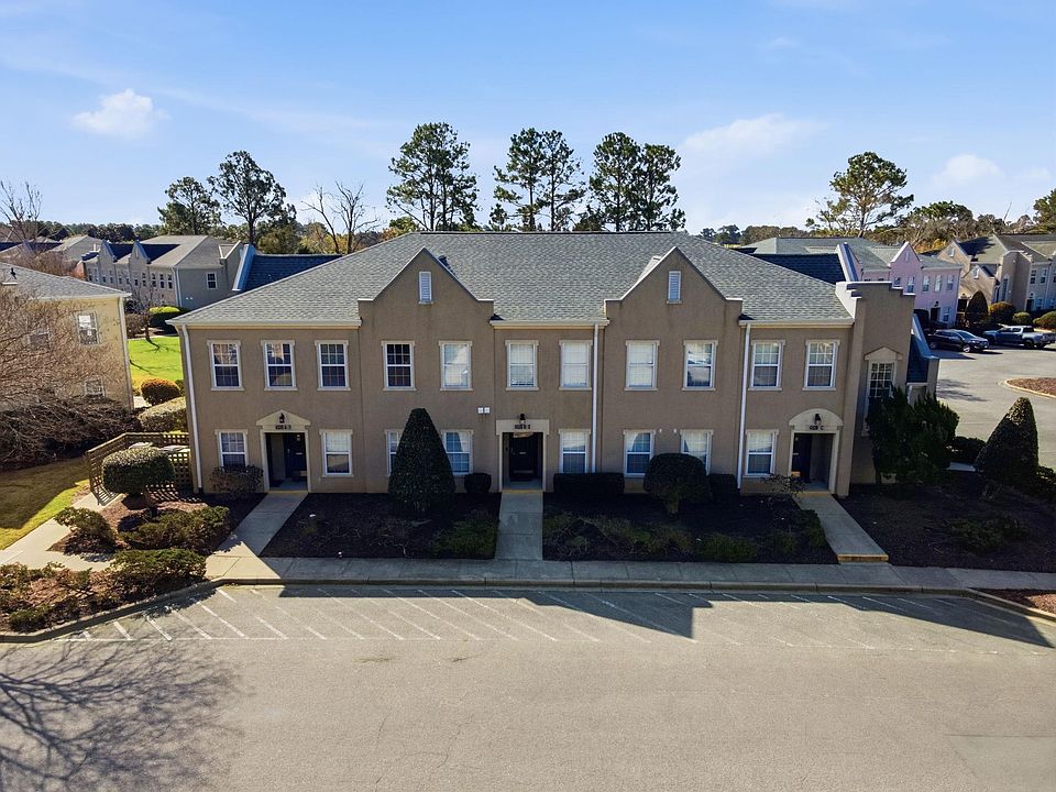 1st image of 4528 Girvan Dr. #D