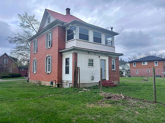 3rd image of 118 Wilson St