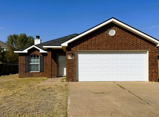 2004 100th St, Lubbock, TX 79423