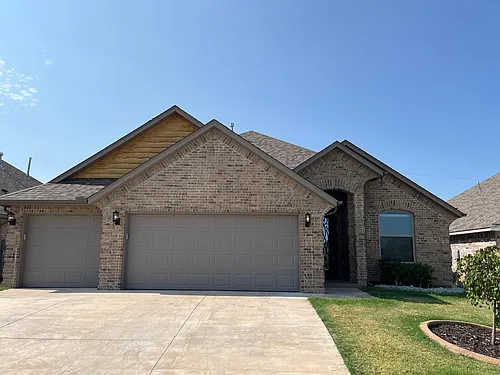 3104 Pebble Pond Dr Photo 1