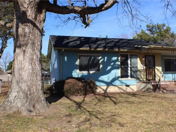 210 Median Cir, Portsmouth, VA 23701