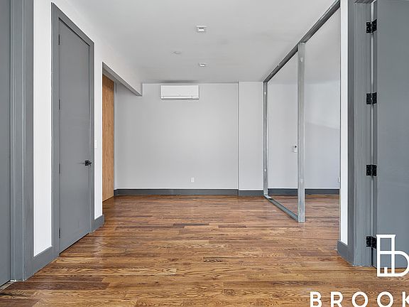 5th image of 1461 Gates Ave #4D